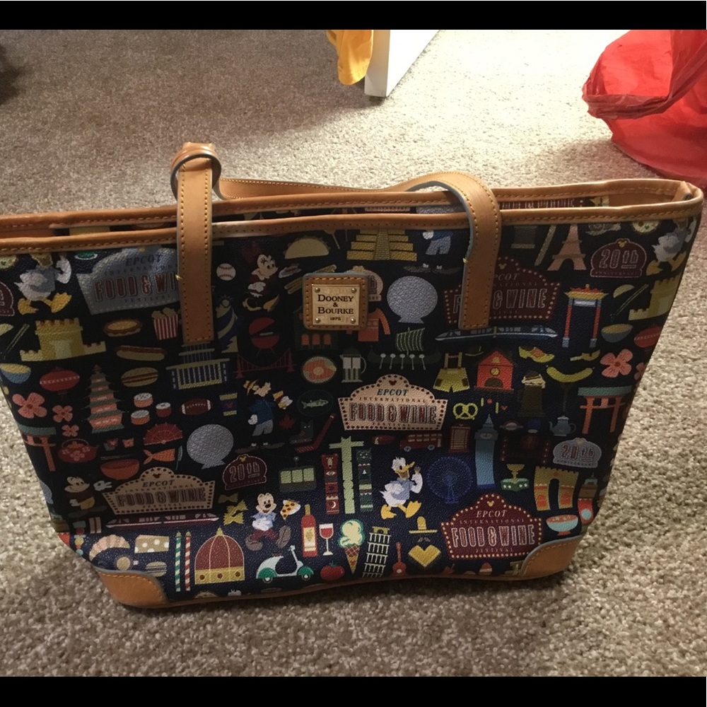 Disney Dooney & Bourke Food & Wine 20th anniv ed